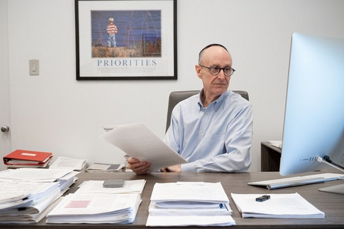 Dr Lawrence Rosenberg